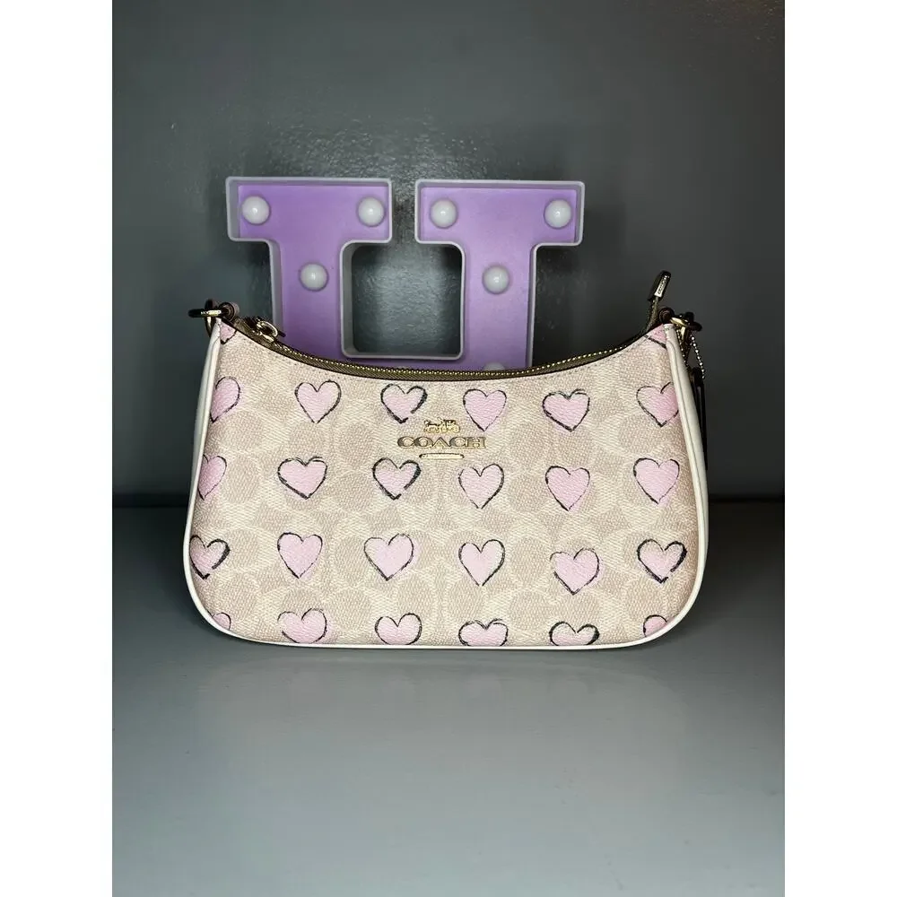 Coach Love Print Teri With Chain Strap - Asia Exclusive